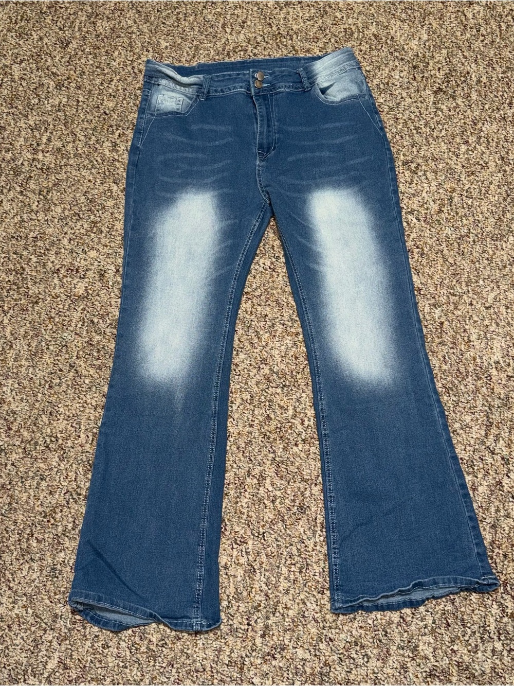 Women's size 18, 2X Blue Faded Bootcut Jeans embroidered angel wings cross‎